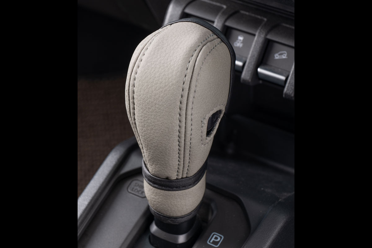 Shift Knob Boots Cover Vegan leather for Jimny(automatic)