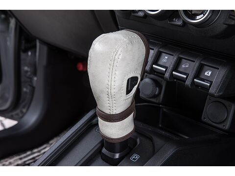 ホワイトスモーク