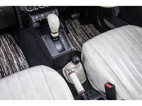 ホワイトスモーク