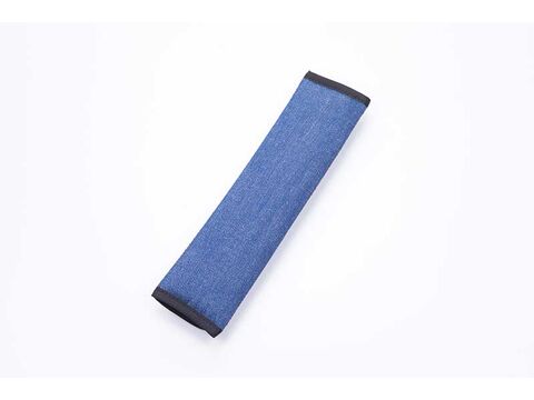 クリームイエロー