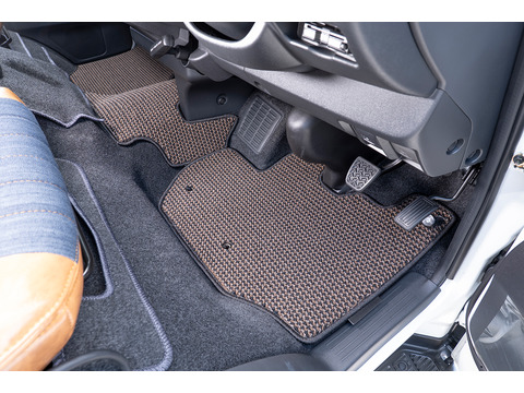 200ハイエースワイド 装着