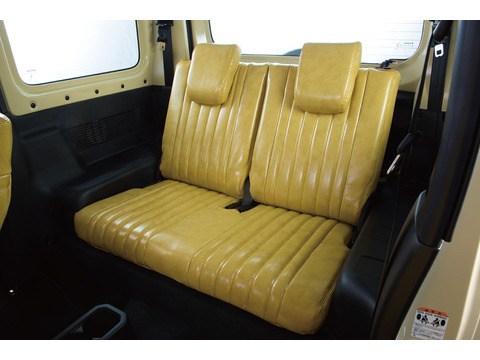 シートカバー アンティークデザインS　クリームイエロー後部座席