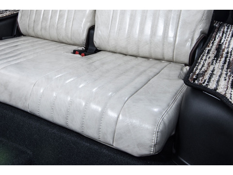 ジムニーJB64　シートカバー  アンティークデザインS　後部座席細部