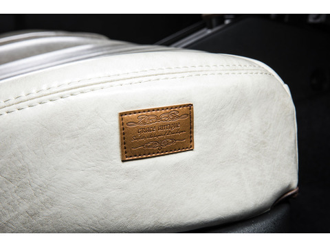 ジムニーシエラJB74　シートカバー  アンティークデザインSアンティークパッチ装備