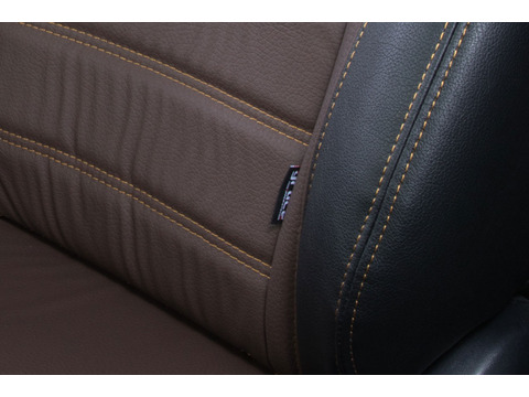 ジムニーシエラJB74 シートカバー  REMIX BORDER