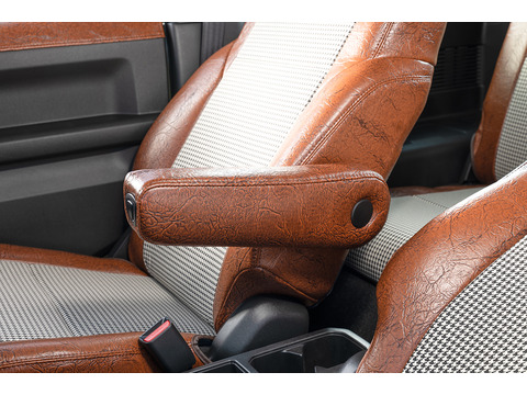 シートカバー  アンティーク千鳥　アームレスト装着ブラウン