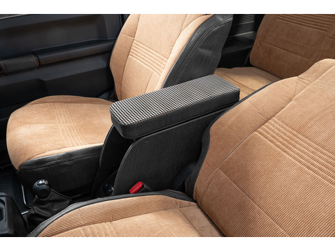 【ジムニーJB64/JB74/ノマド専用】センターコンソール Ver.1 アンティーク千鳥 千鳥ブラック×ヴィンテージブラック 装着イメージ