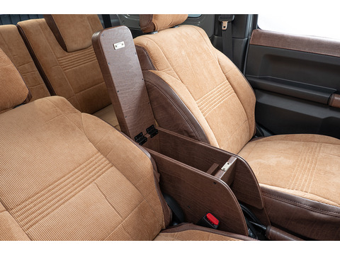 【ジムニーJB64/JB74/ノマド専用】センターコンソール Ver.1 アンティークコーデュロイ コーデュロイキャメル×ヴィンテージブラウン 装着イメージ
