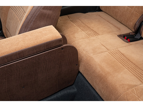 【ジムニーJB64/JB74/ノマド専用】センターコンソール Ver.1 アンティークコーデュロイ コーデュロイキャメル×ヴィンテージブラウン 装着イメージ
