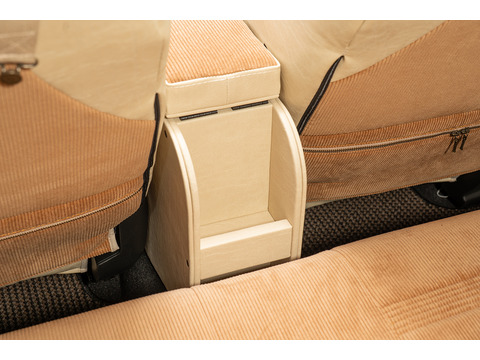 【ジムニーJB64/JB74/ノマド専用】センターコンソール Ver.1 アンティークカントリー コーデュロイキャメル×クラシックホワイト 装着イメージ