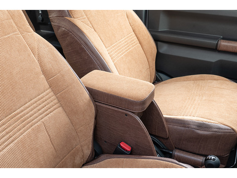 【ジムニーJB64/JB74/ノマド専用】センターコンソール Ver.2 ＜ドリンクホルダー付き＞ 装着イメージ