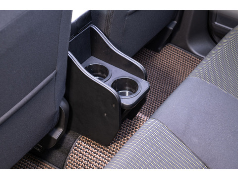【ジムニーJB64/JB74/ノマド専用】センターコンソール Ver.2 プライム＜ドリンクホルダー付き＞ 　装着イメージ