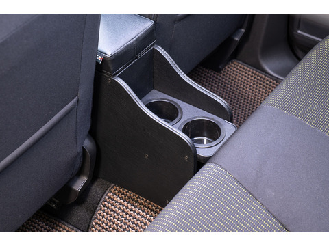 【ジムニーノマド専用】センターコンソール Ver.3 Original Black Leather＜ドリンクホルダー付き＞ 　装着イメージ