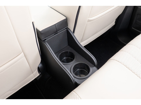 【ジムニーノマド専用】センターコンソール Ver.3 プライム＜ドリンクホルダー付き＞ 　装着イメージ