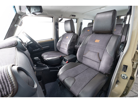 Seat Cover anTiQue Country Hoodie for LandCruiser 70