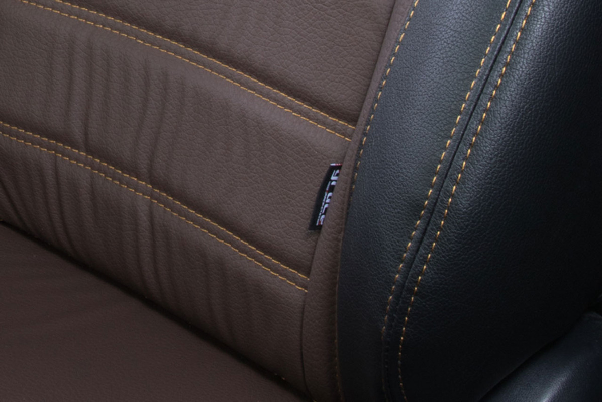 200ハイエース シートカバー  REMIX BORDER