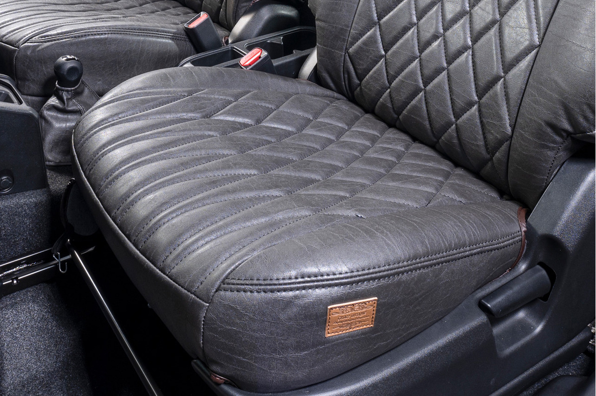 シートカバー  アンティークデザインD　ヴィンテージブラック　ジムニー装着