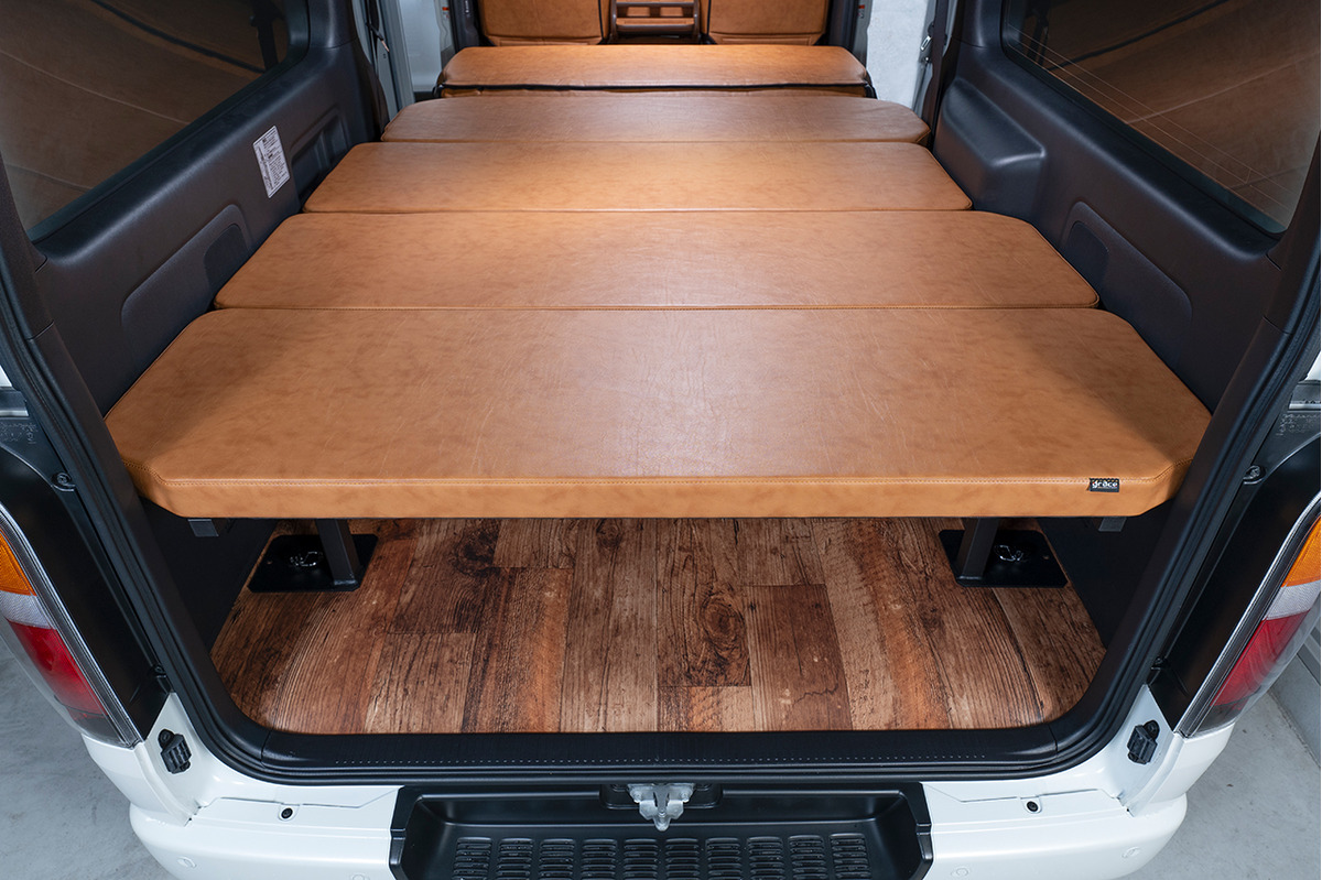 200系ハイエース標準 S-GLベッドキット クラシック 【強化バー4本 