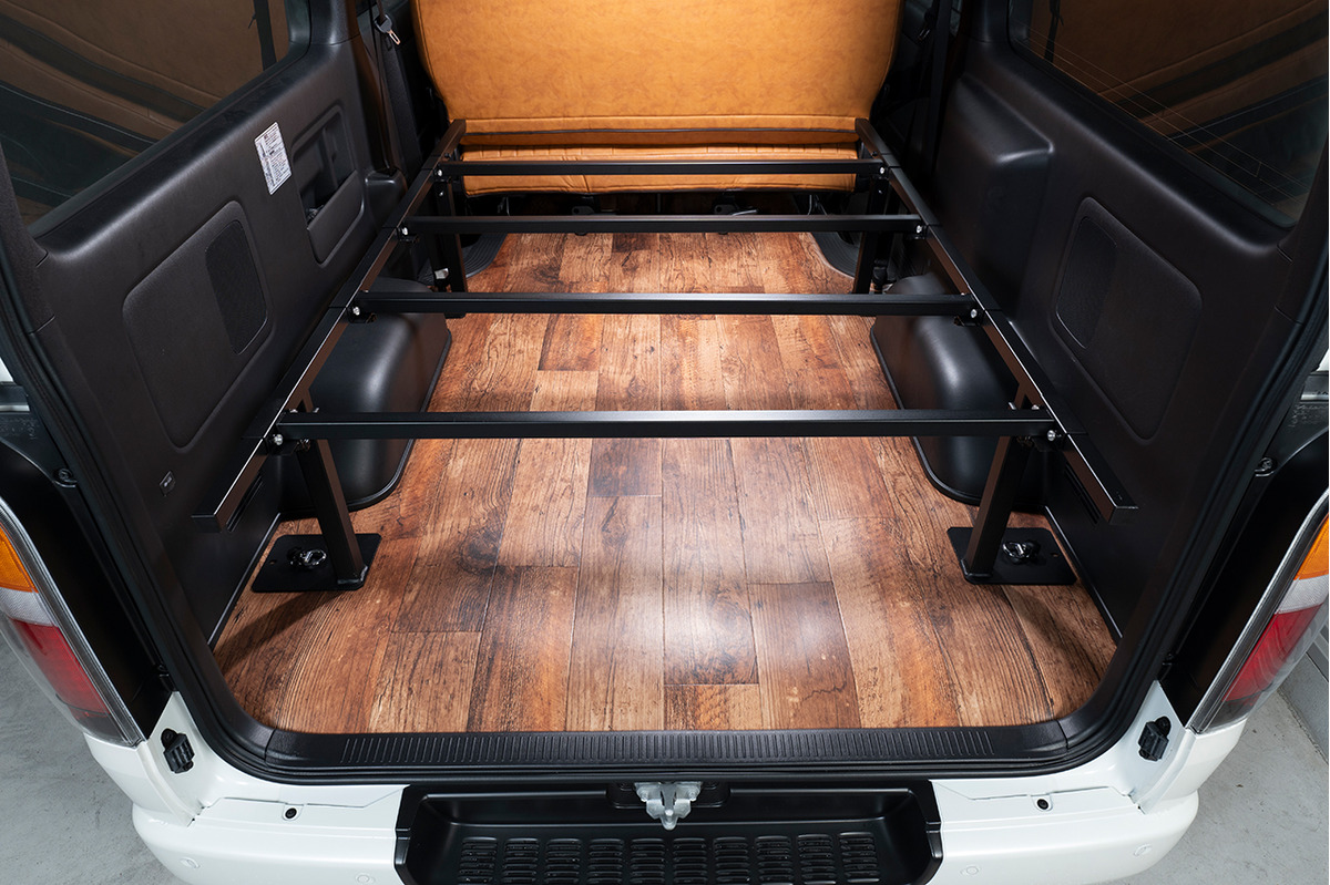 200系ハイエース標準 S-GLベッドキット アンティーク 【強化バー4本 