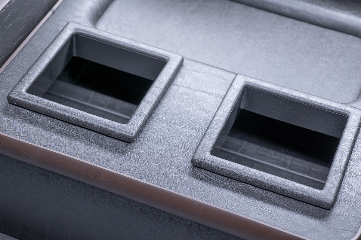 200系ハイエース ワゴンGL グランドキャビン用　センターコンソール アンティークコーデュロイ ヴィンテージブラックxグレー