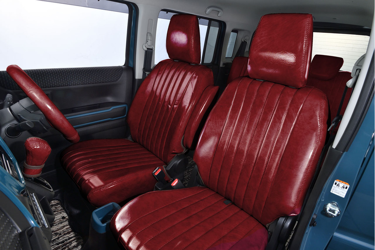 シートカバー  アンティークデザインS ボルドー ハスラー装着