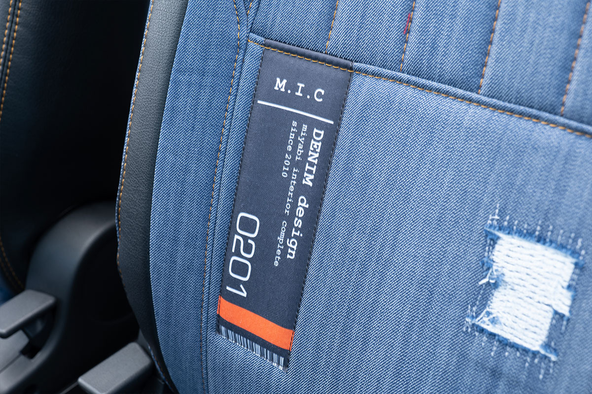 S700ハイゼットカーゴ シートカバー  M.I.C DENIMタグ