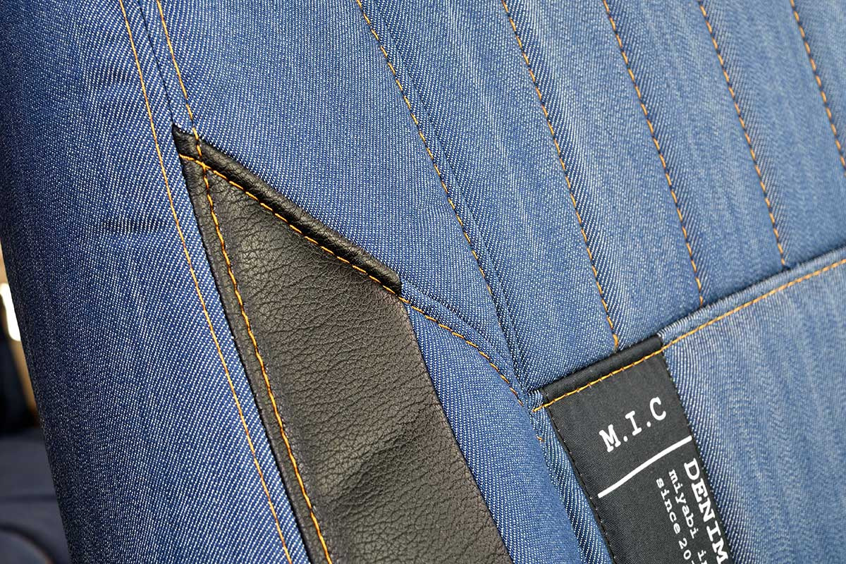 シートカバー M.I.C DENIM　縫製細部