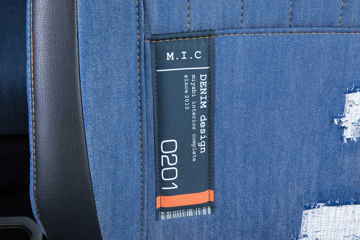ジムニーJB64 シートカバー M.I.C DENIM　タグ