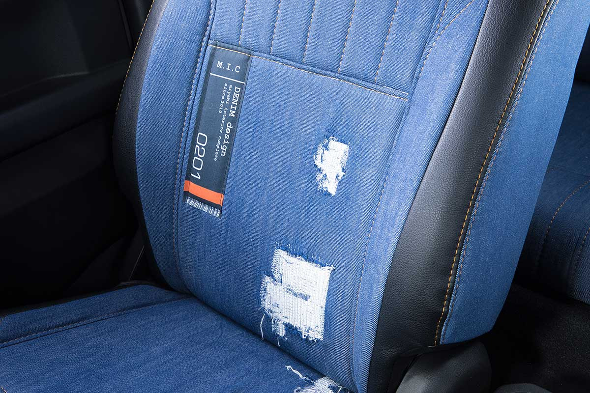 ジムニーJB64 シートカバー M.I.C DENIM　ダメージ加工オプション
