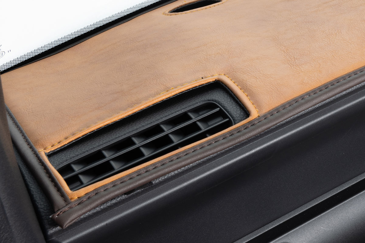 N-VAN ダッシュボードマット　クラシック　キャメル