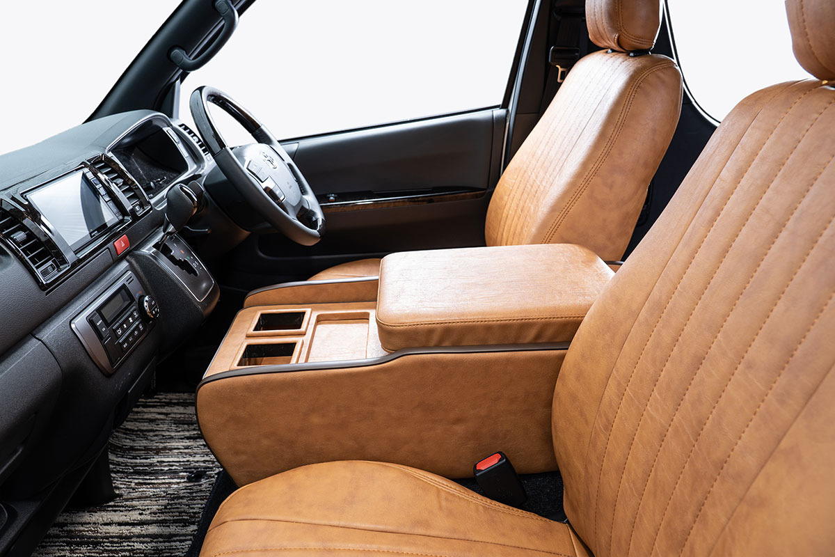 200ハイエース　センターコンソール　カバー　肘置き　小物入れ　ドリンクホルダー : ハイエース コンソールボックスマット センター