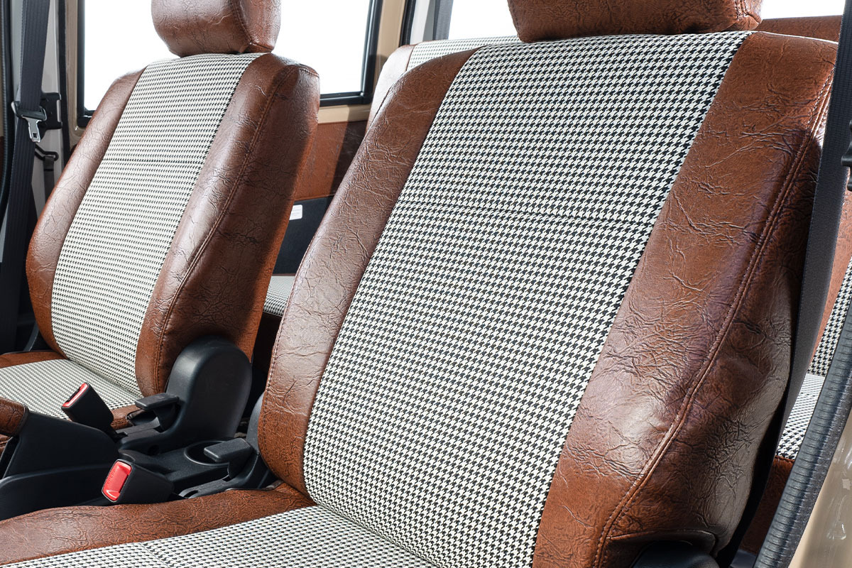 タウンエース シートカバー アンティーク千鳥ブラウン前列詳細