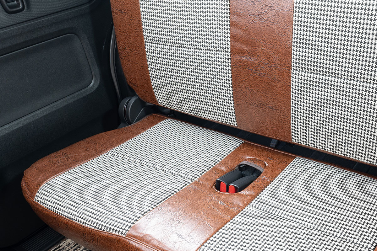 スペーシアベース シートカバー アンティーク千鳥　後部座席詳細