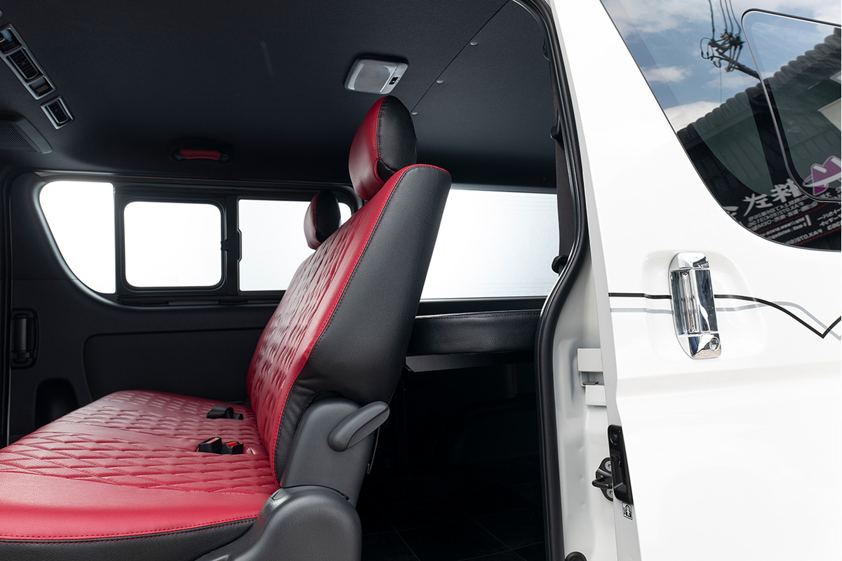 フェガーリ ハイエース 200系 ベッドキット ブラックレザー LHBK03-SGL FEGGARI ハイエース S-GL  ベッドキットレザー ブラック