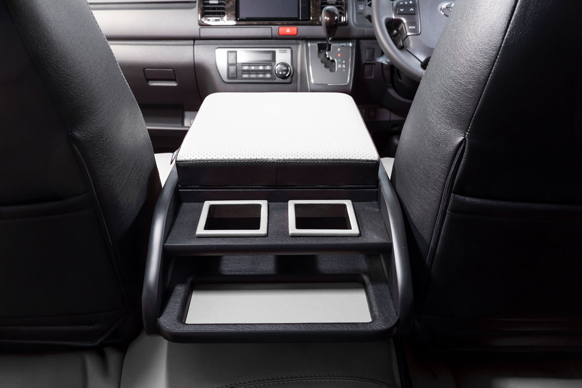 ハイエース 200系 S-GL 標準 センタートリム 左右　新車外し 200系 ハイエース センターコンソールボックス ステージ1 S-GL ナロー