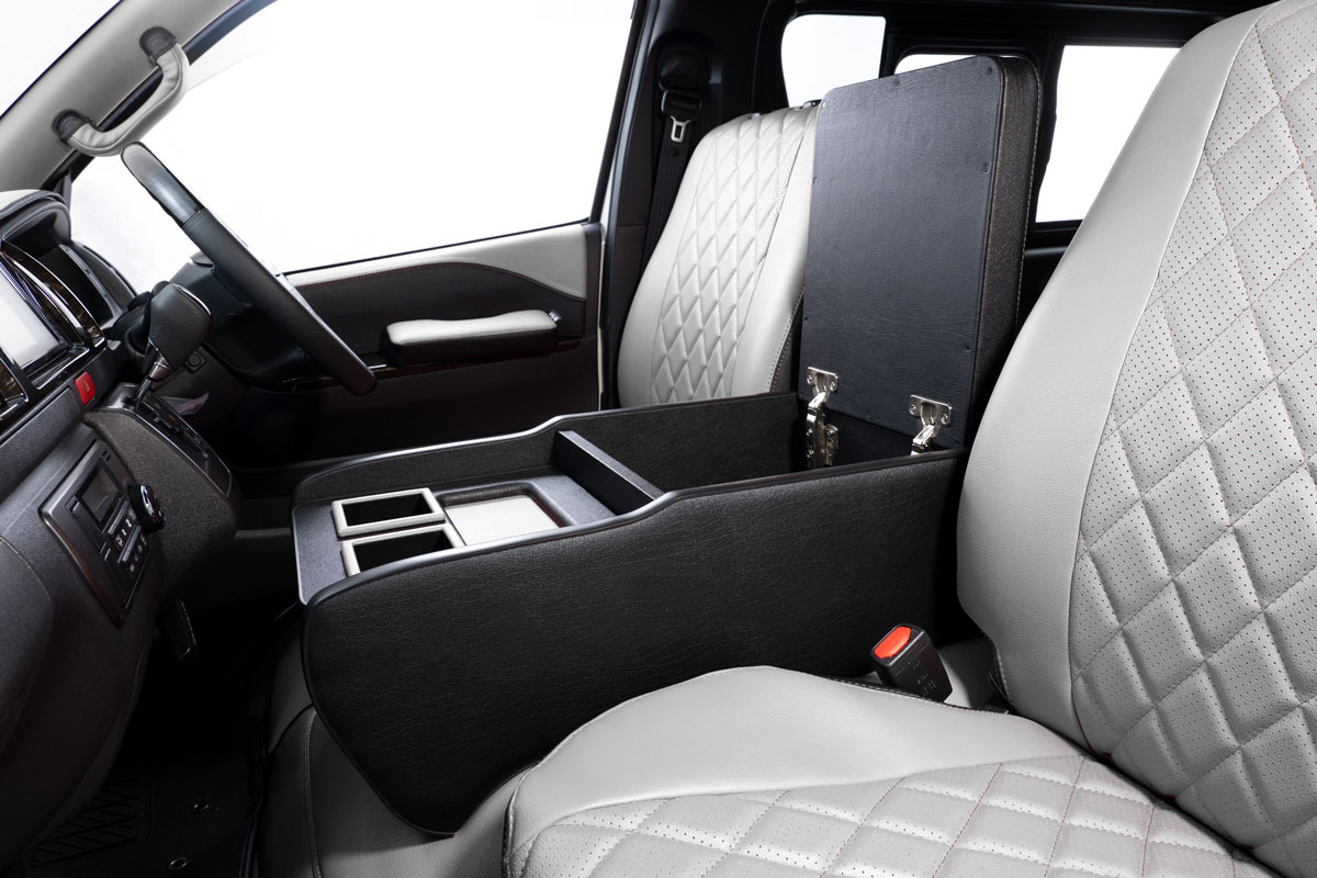 200系ハイエース標準S-GL ナロー用センターコンソール　エクスクルーシブ