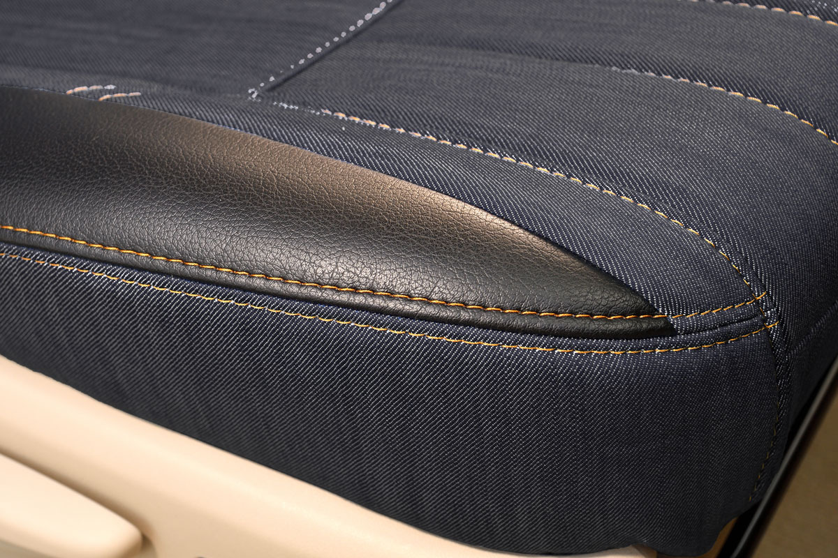90プラド  シートカバー  M.I.C DENIM インディゴ（150プラド装着）