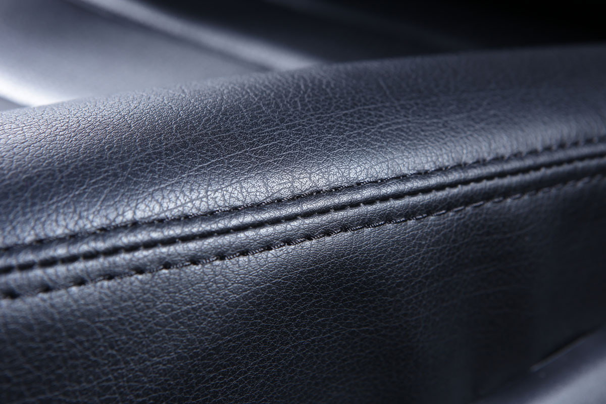 シートカバー車種限定 200ハイエース バン T.W.G 2列シート車 1台分