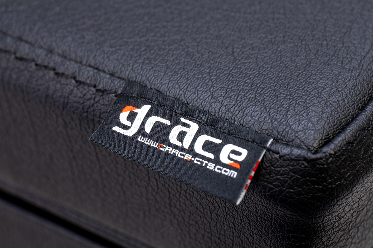 160プロボックス ガソリン車用 センターコンソール　T.W.G グレイスのタグ付き