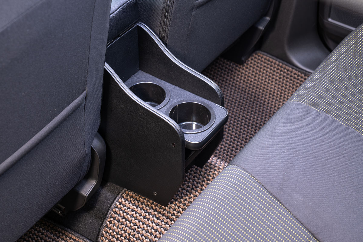 【ジムニーJB64/JB74専用】センターコンソール Ver.2 T .W.G＜ドリンクホルダー付き＞　装着イメージ