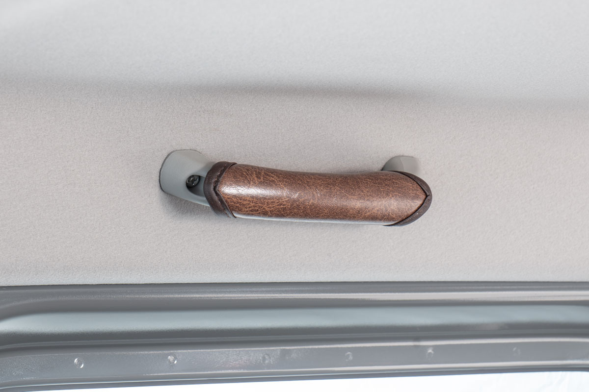 【ジムニーJB64/JB74専用】グリップカバー　 クラシックグロッシー 7点セット　ブラウン