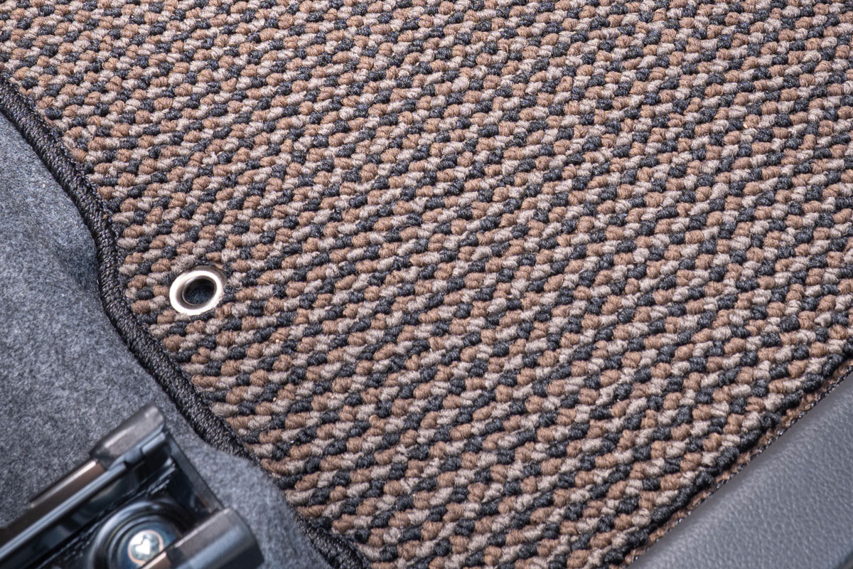 【ハスラーMR52/MR92専用】 フロアマット  NEWアンティーク 1台分細部