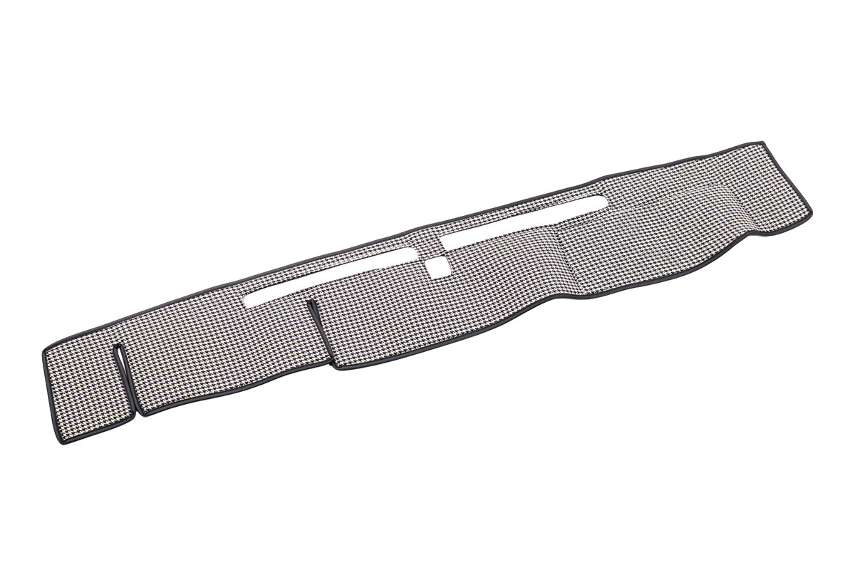 ダッシュボードマット　 千鳥