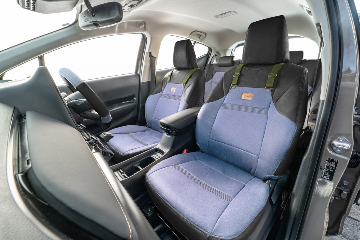 カントリーデニムブルー×ブラック
アクア着用イメージ