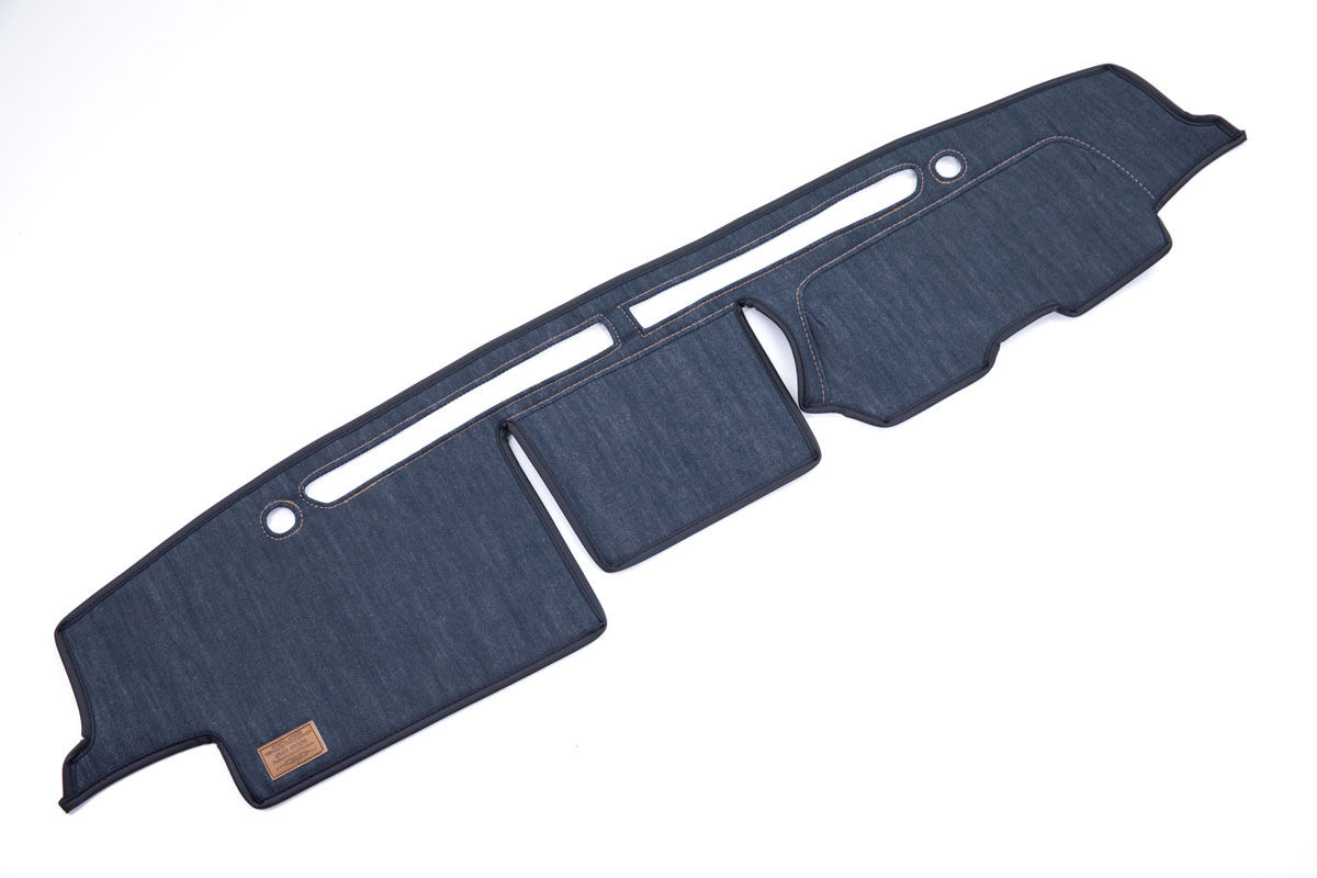 【ジムニーJB64/JB74/ノマド専用】 ダッシュボードマット　 アンティーク デニムデザイン　インディゴブルー単体イメージ