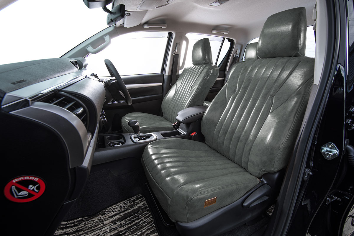 125ハイラックス シートカバー  アンティーク　グレー