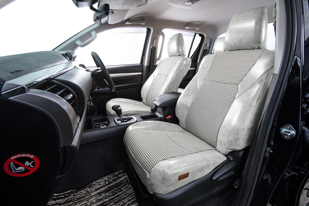 200ハイエース バン シートカバー  アンティーク千鳥ホワイトスモーク