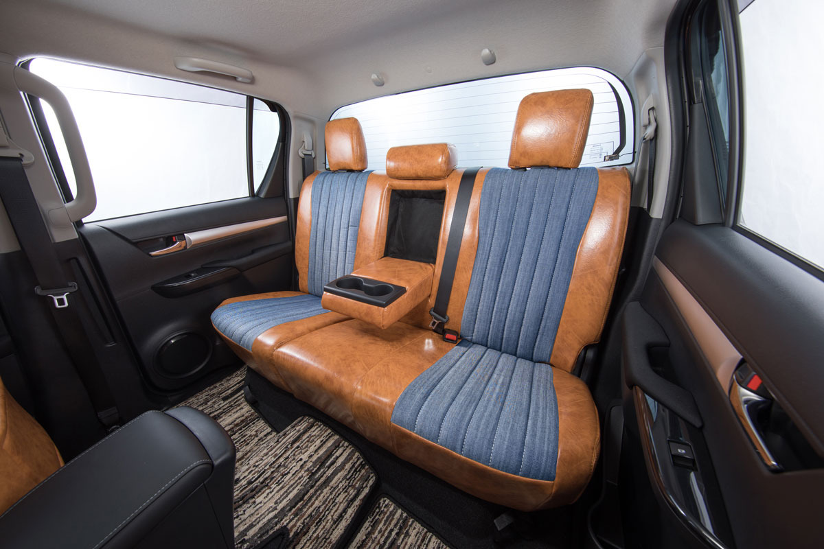 125ハイラックス シートカバー  アンティークデニムキャメル