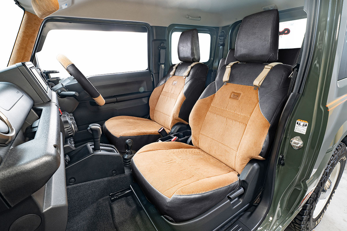 ジムニーJB64 シートカバー カントリー　ブラックxキャメルxベージュ