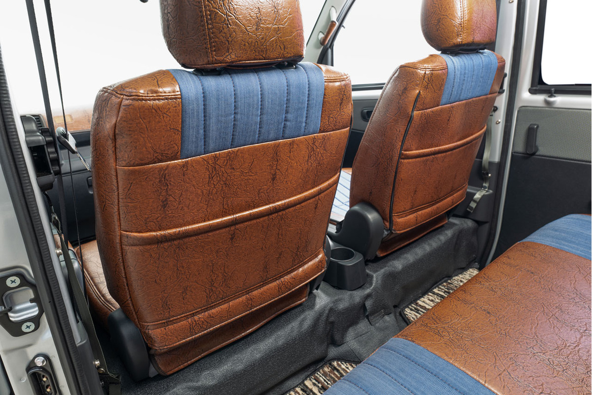 【アウトレット数量限定】LA900S/LA910Sタフト(D130-A) シートカバー アンティークデニム ブルー/アンティークブラウン 2列全席分